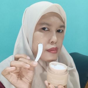 Menjaga Elastisitas Kulit Bersama Wardah Collagen Moisturizer